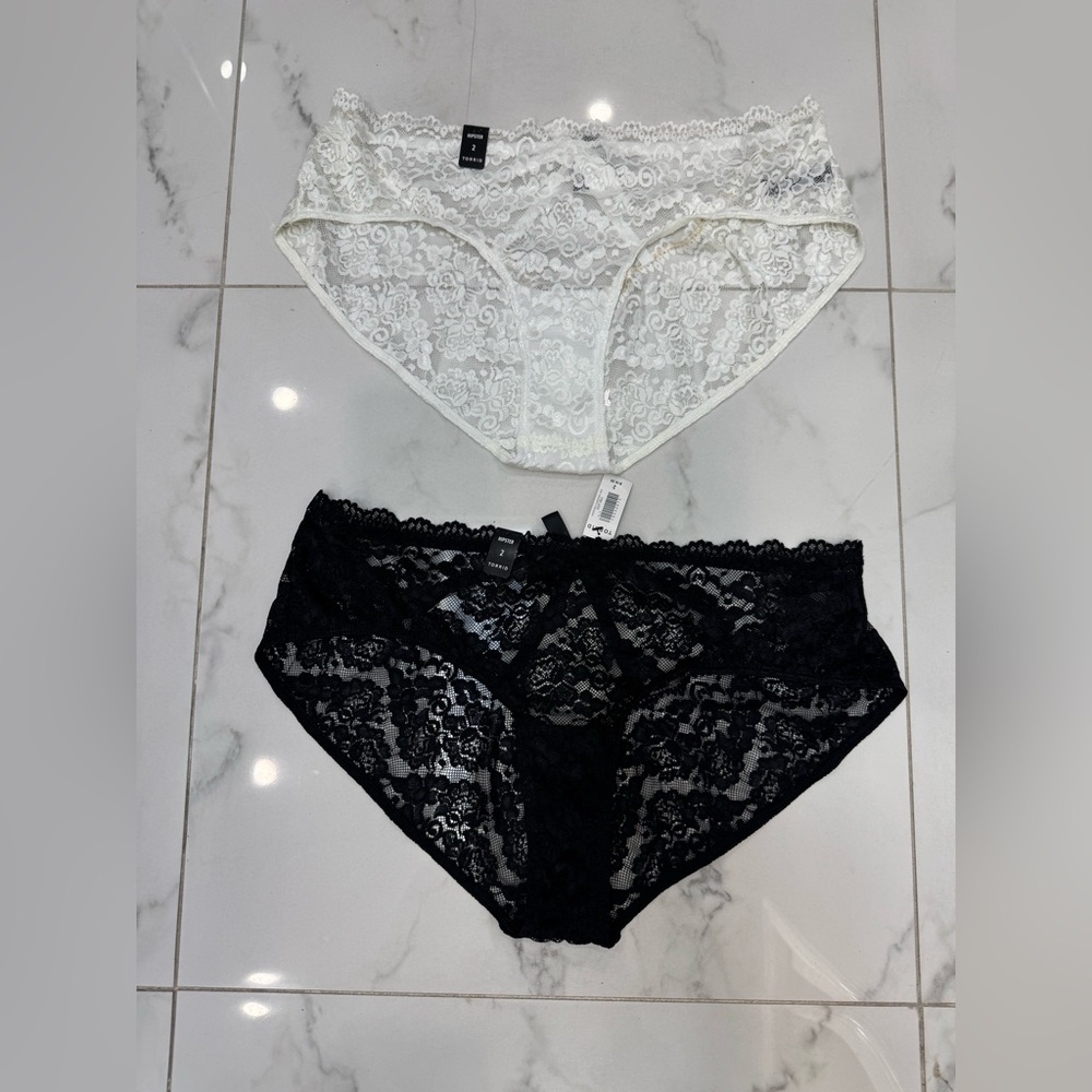 NWT set of two Simply Lace Mid-Rise Hipster Cage Back Panty size 2X 18-20